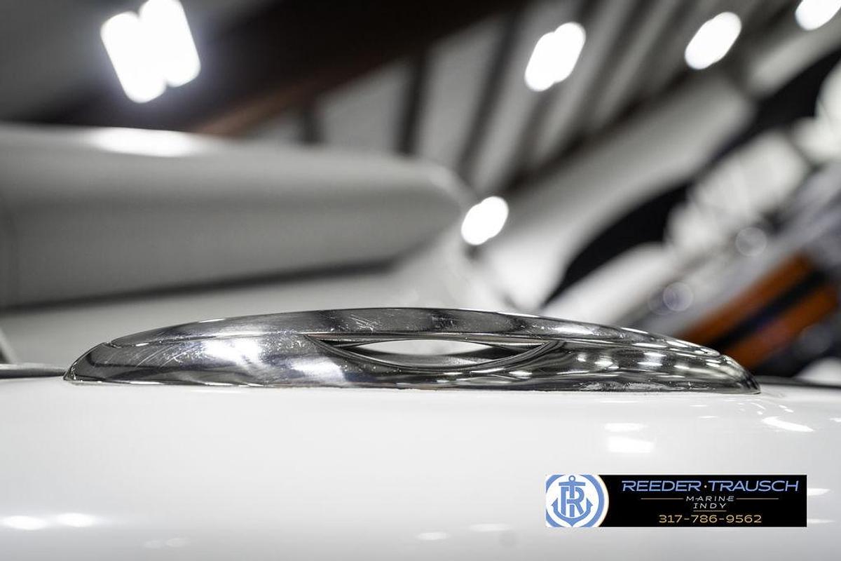 Used 2021 Four Winns H260