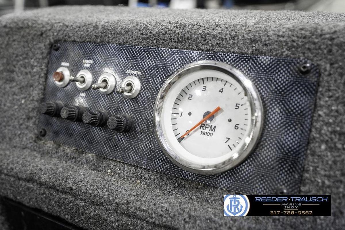 Used 2021 Tracker Super Guide V-16 SC