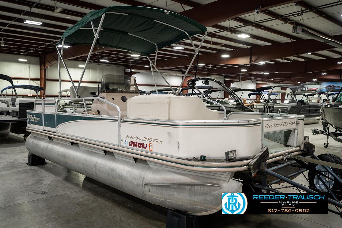 Used 1998 Fisher Freedom 200 Fish
