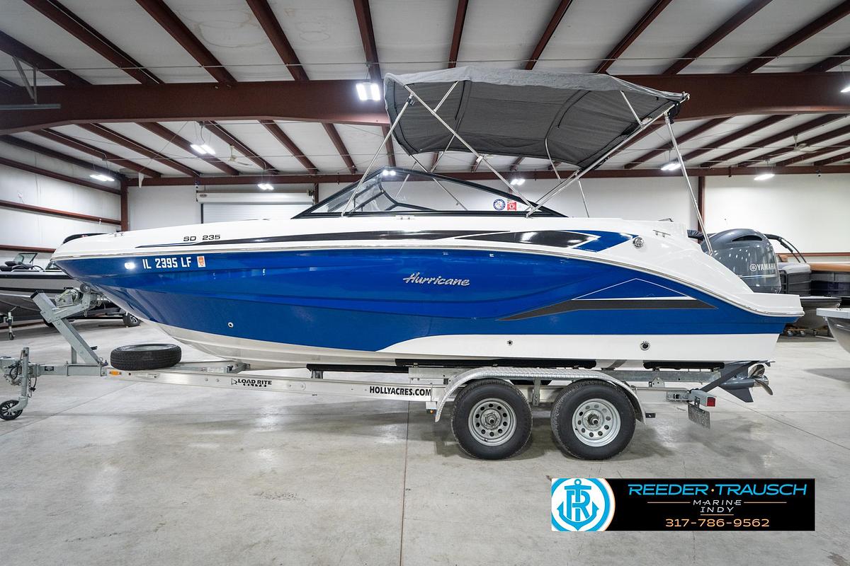 Used 2022 Hurricane 235RD