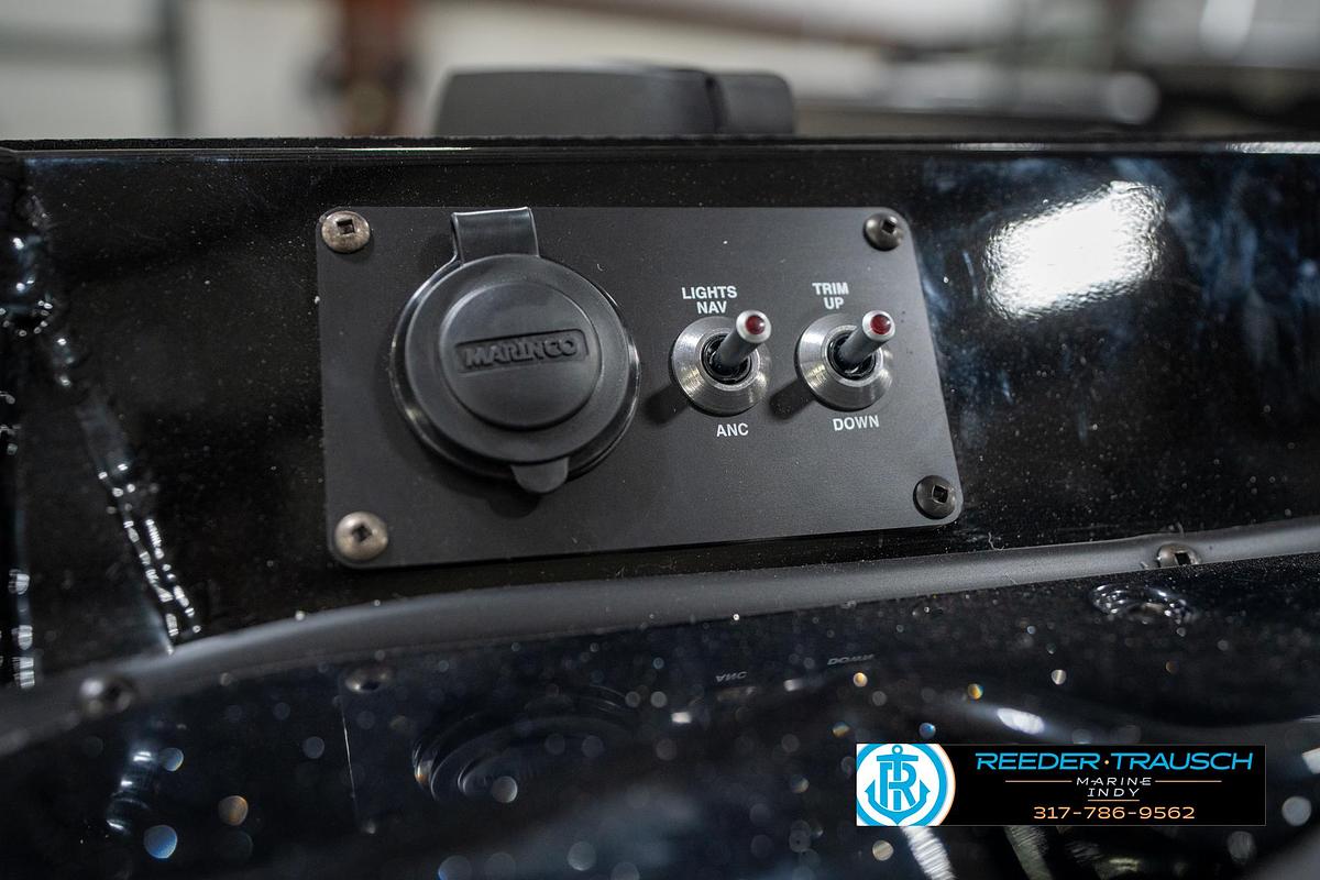 2026 Lund 1875 Renegade