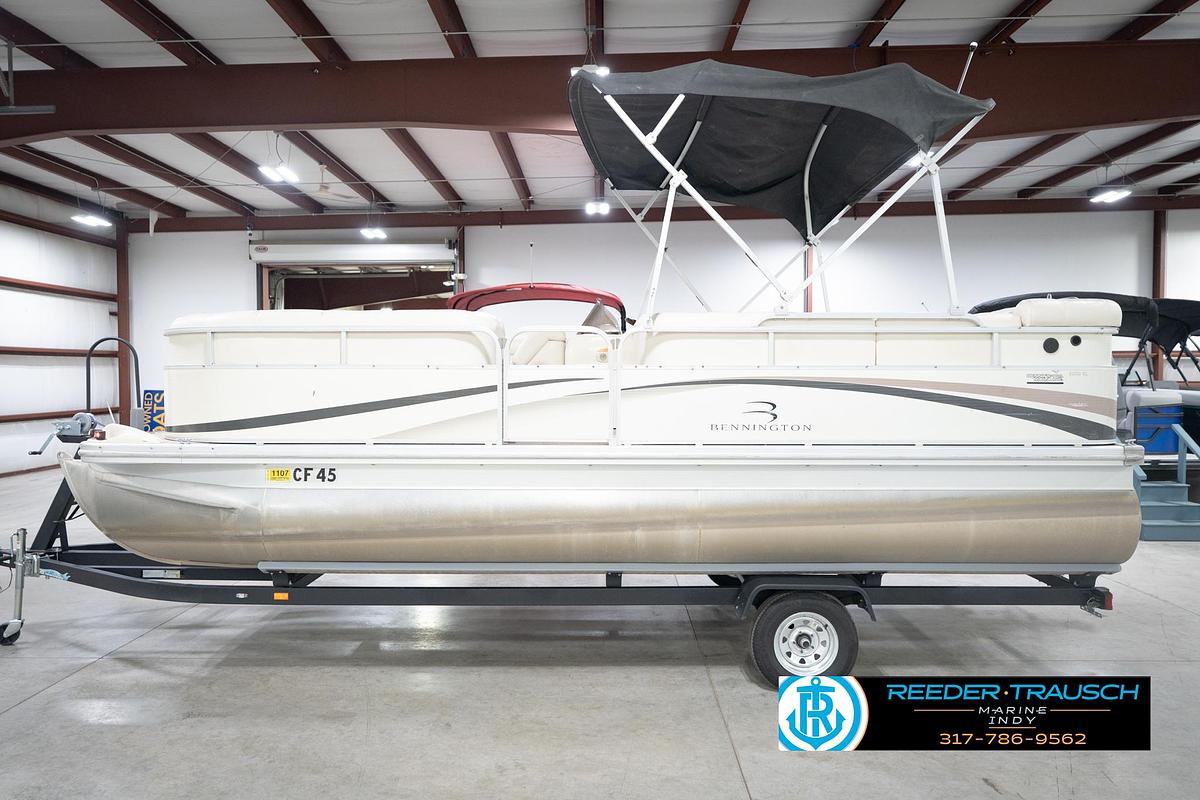 Used 2003 Bennington 2050 RL
