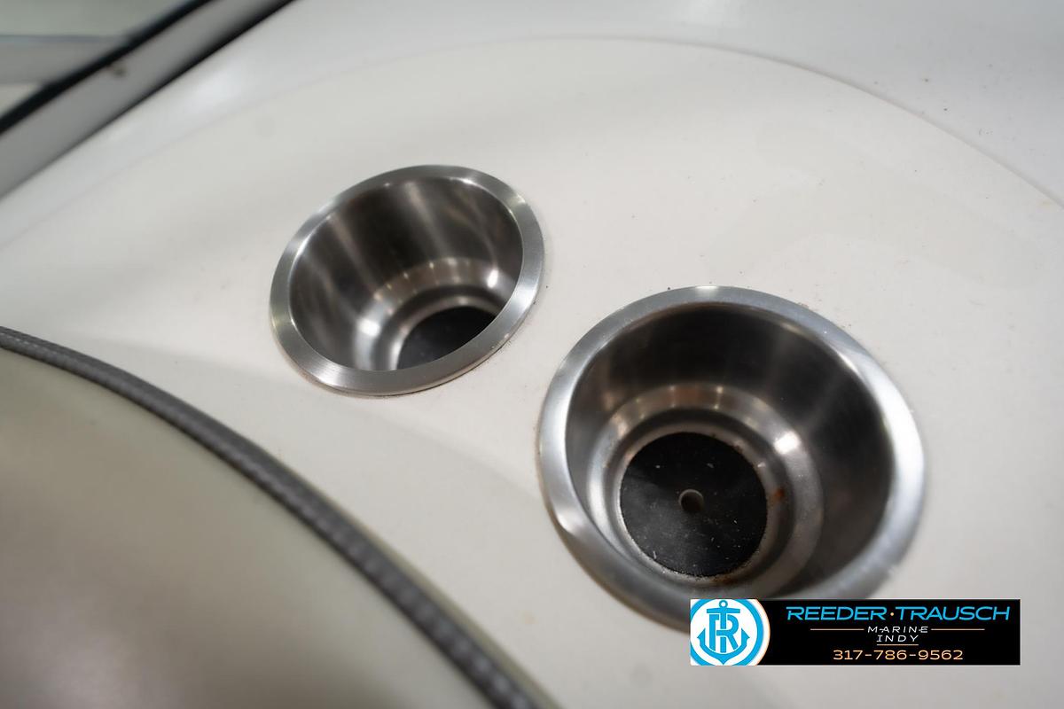 Used 2005 Sea Ray 200 Sun Deck