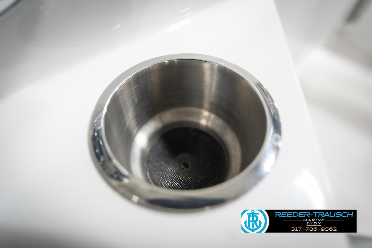 Used 2022 Hurricane 235RD