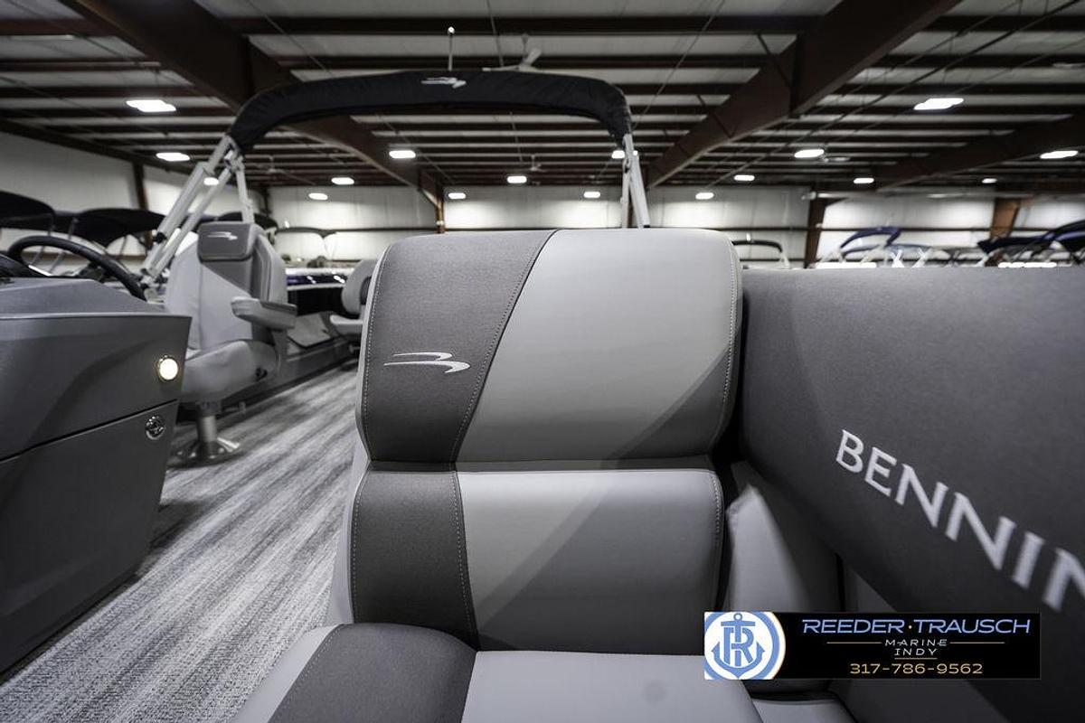 2025 Bennington 21 SS