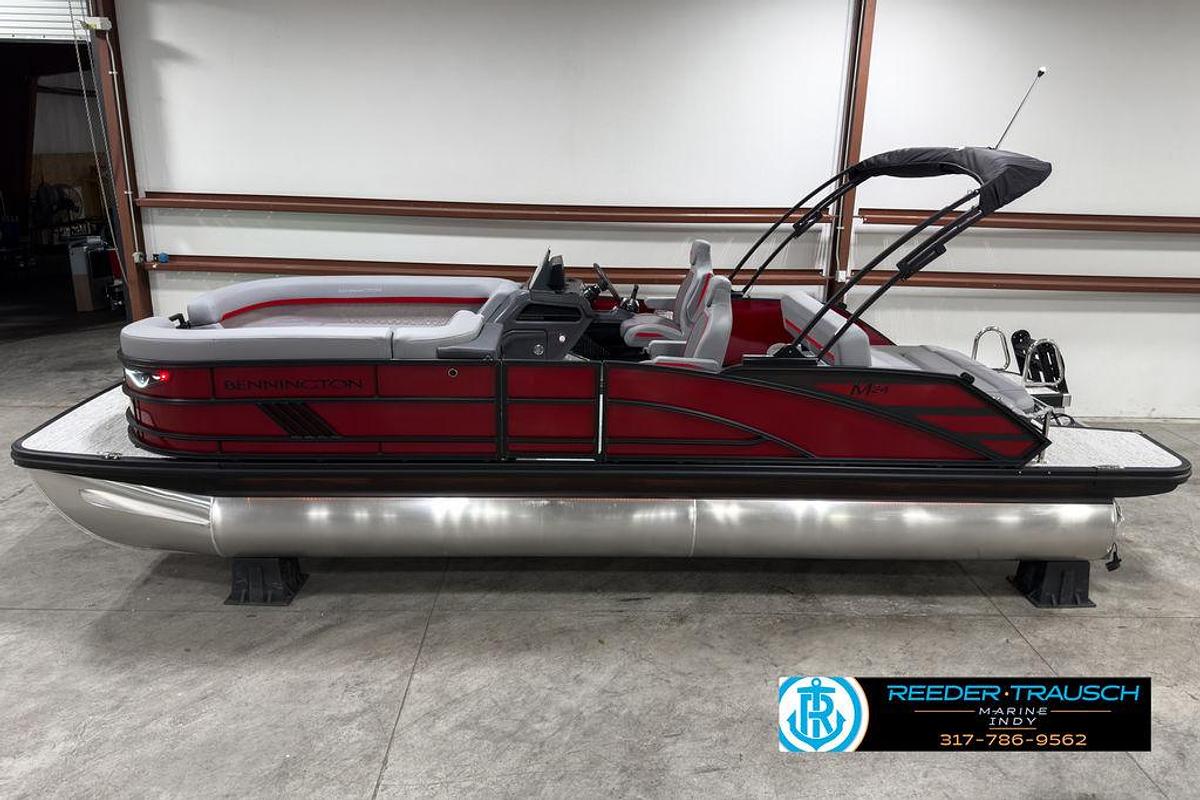 2025 Bennington 24 MSB
