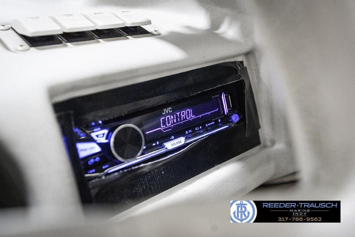 Used 1995 Crownline 182 BR