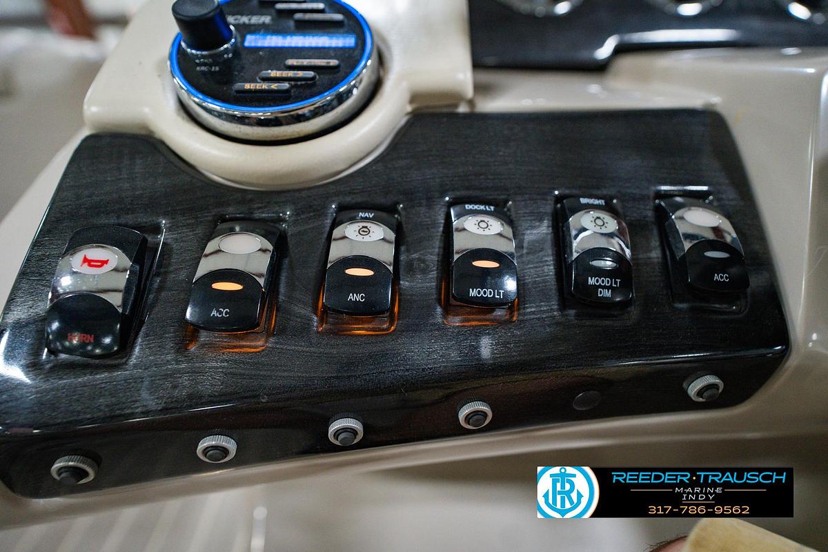 Used 2016 Bennington 2375 RSB