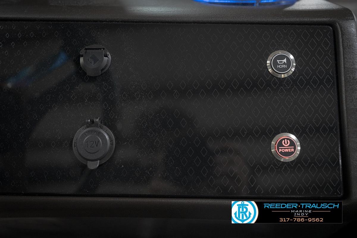 2026 Bennington 22 MSB