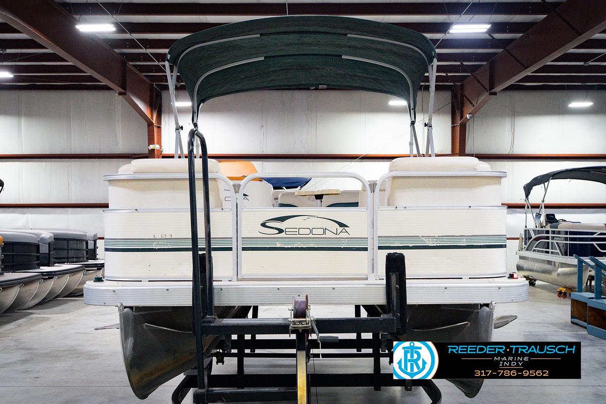 Used 2006 Bennington Sedona L21