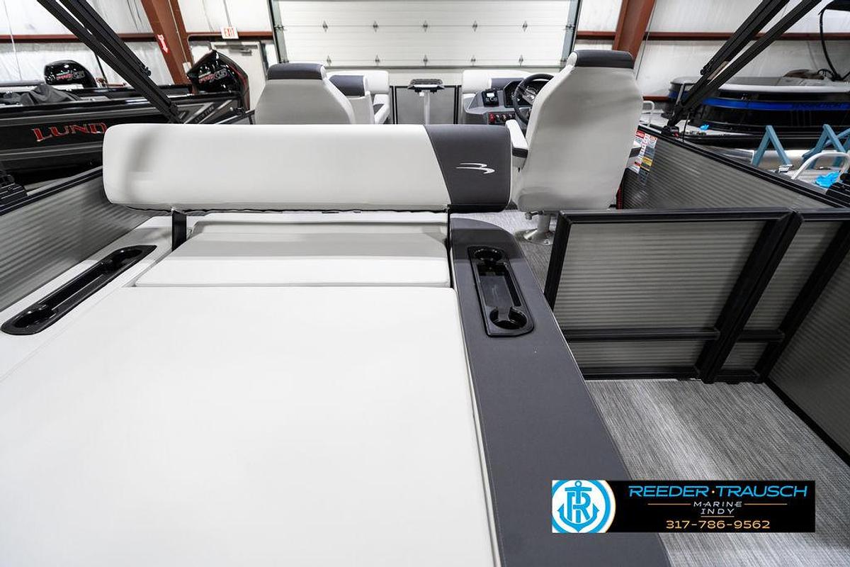 2025 Bennington 22 SSB