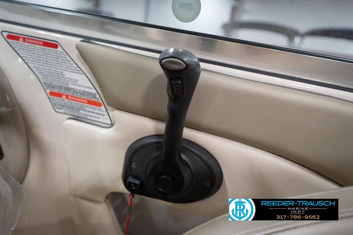 Used 2005 Sea Ray 200 Sun Deck