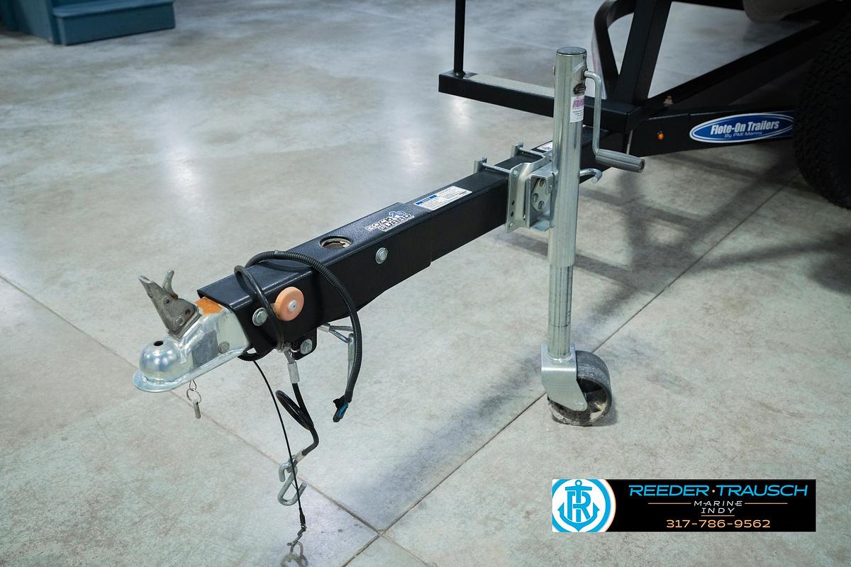 Used 2016 Crest 250 SLR2