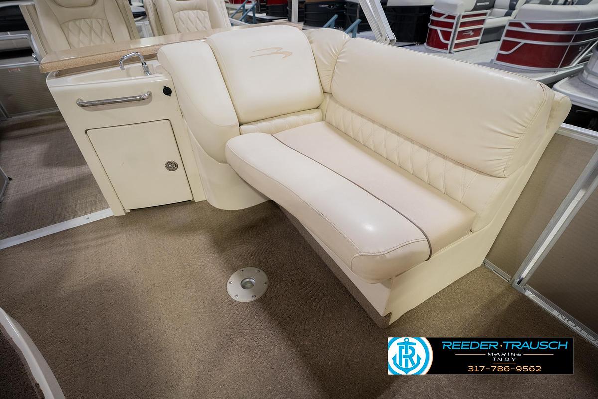 Used 2013 Bennington 2550 RBR