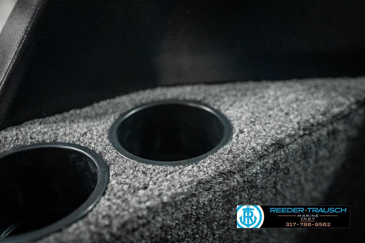 2025 Lund 2075 Impact XS