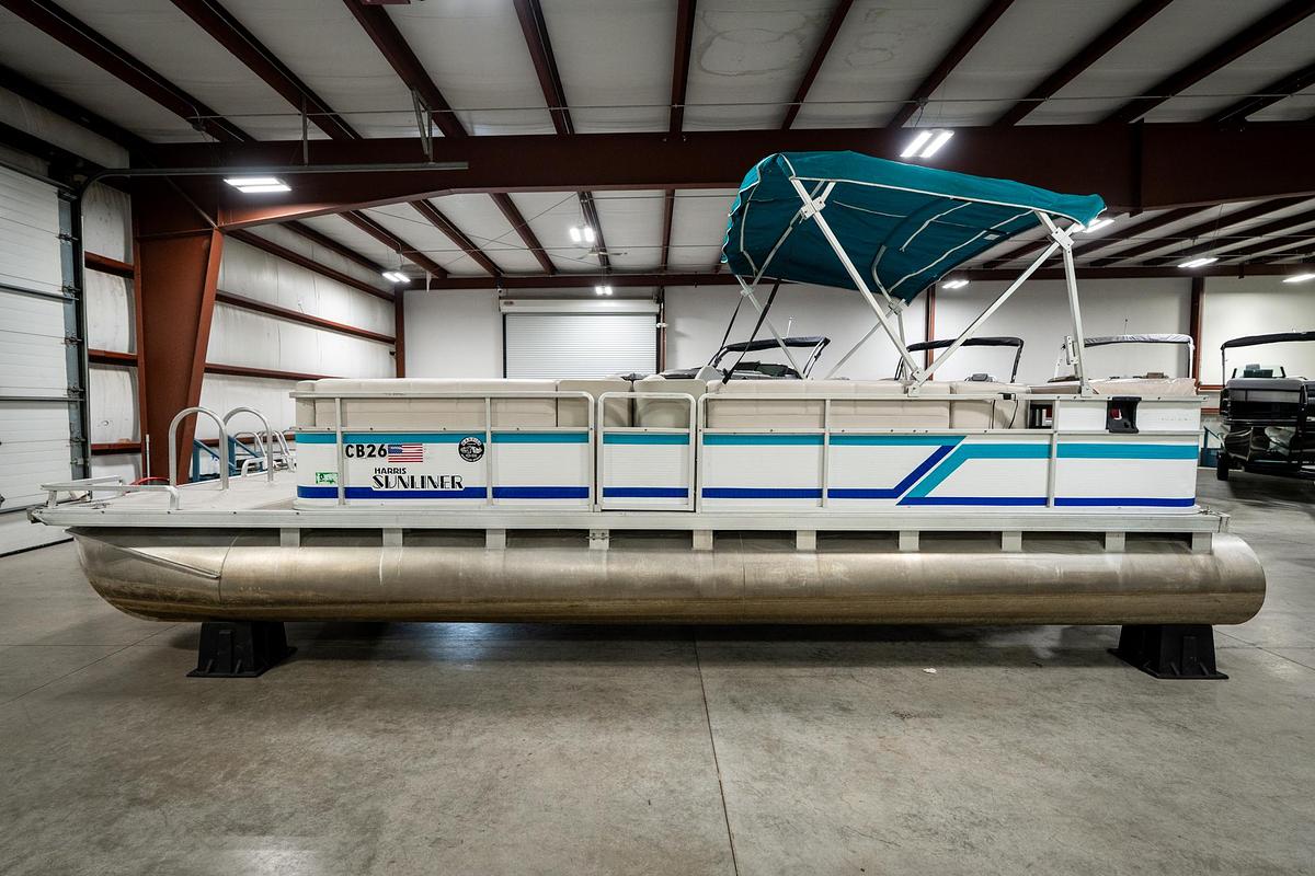 Used 1994 Harris Flote Boat