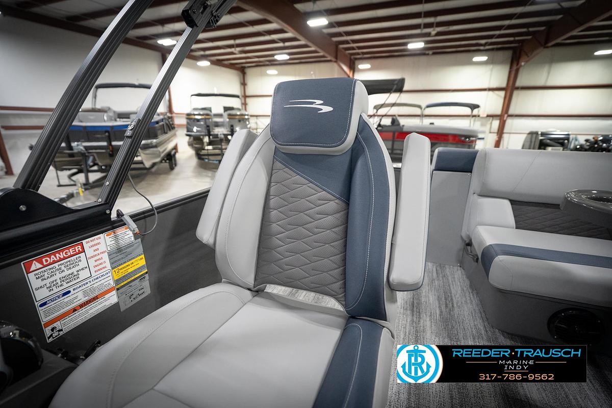 2026 Bennington 23 SLJ