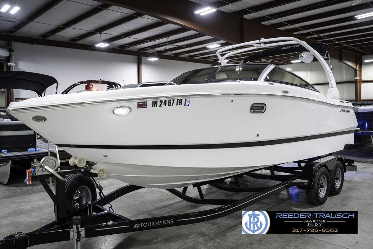 Used 2021 Four Winns H260