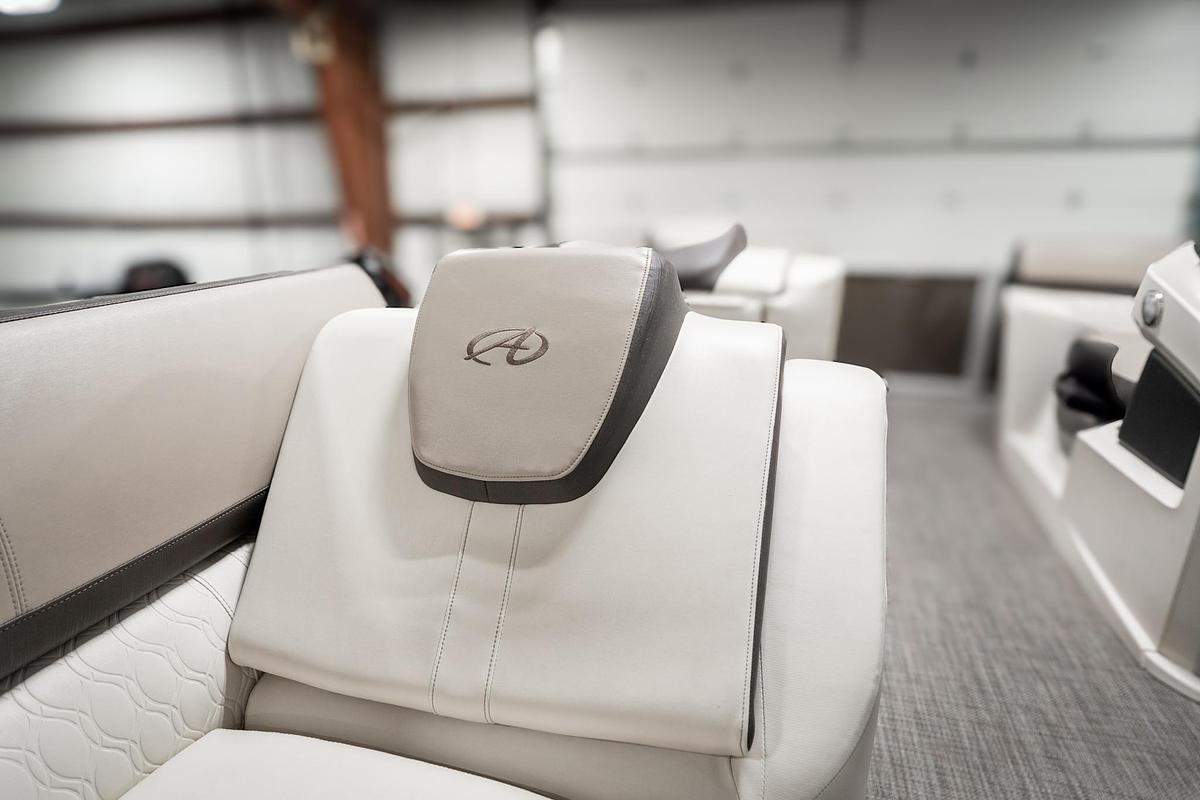 Used 2022 Avalon 2285 LSZ CRB