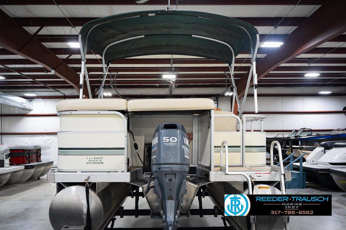 Used 2006 Bennington Sedona L21