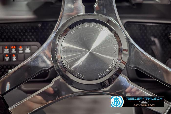 2025 Bennington 24 MFB