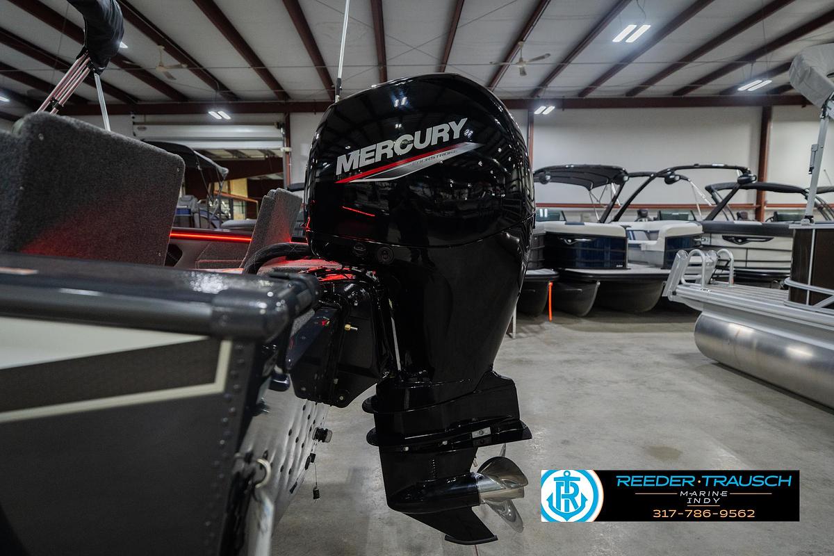 2026 Lund 1875 Crossover XS