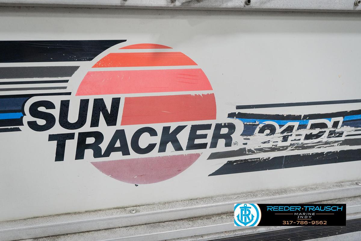 Used 1992 Sun Tracker Party Barge 24