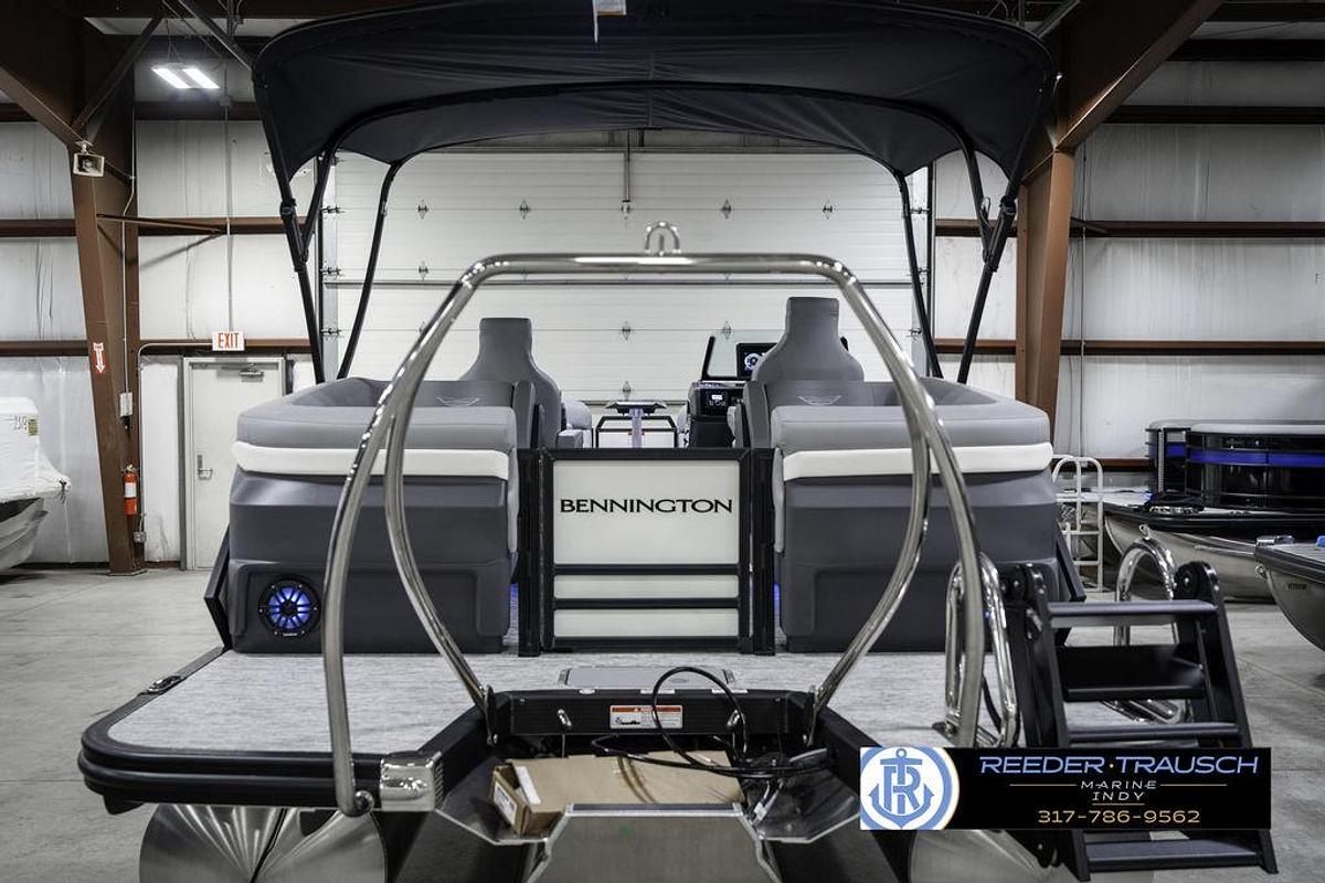 2025 Bennington 22 MFB