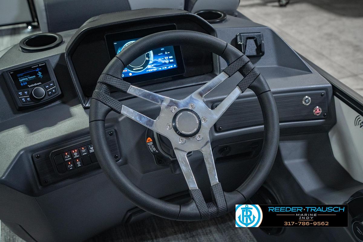 2027 Bennington 23 SSB