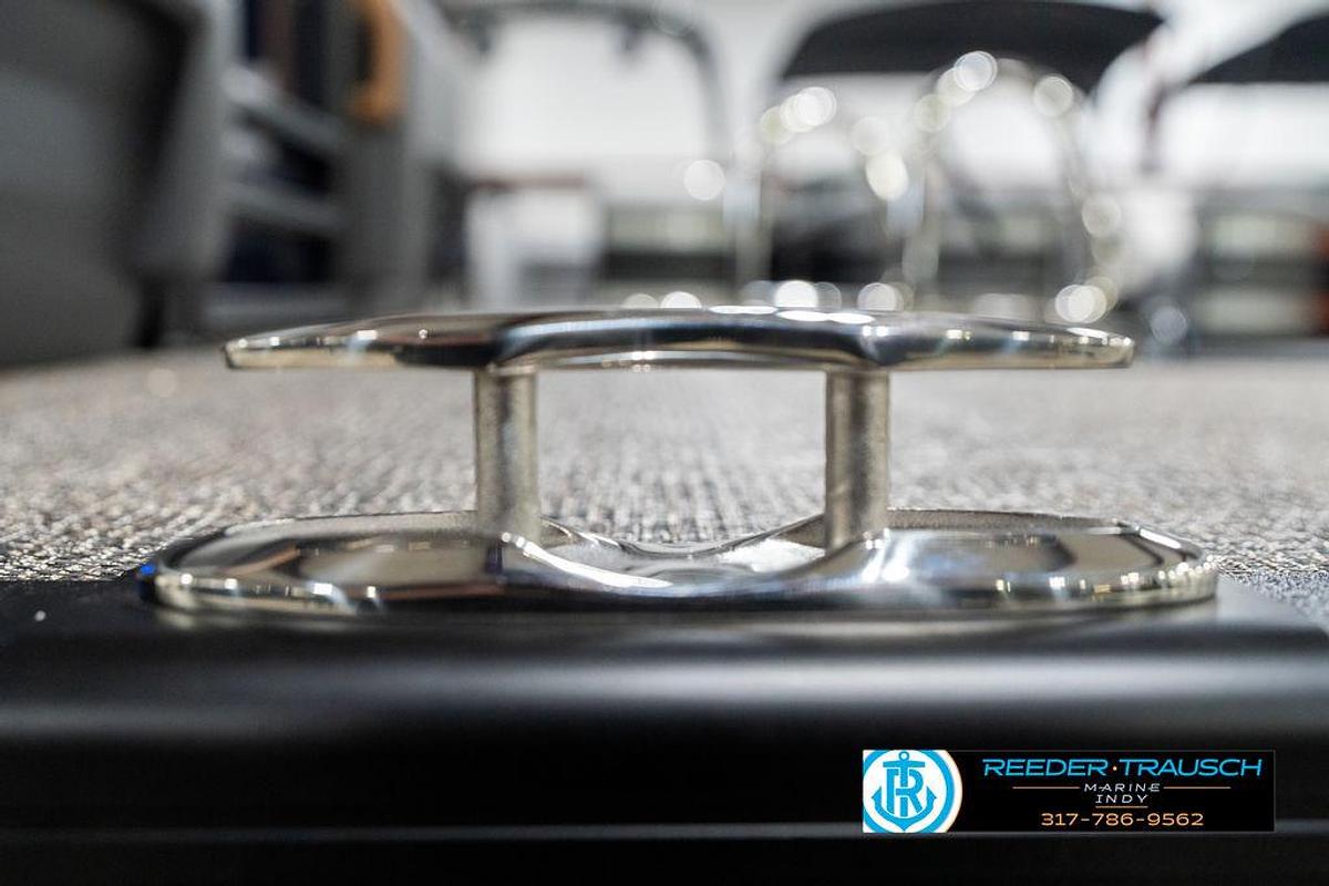 2025 Bennington 24 MSB