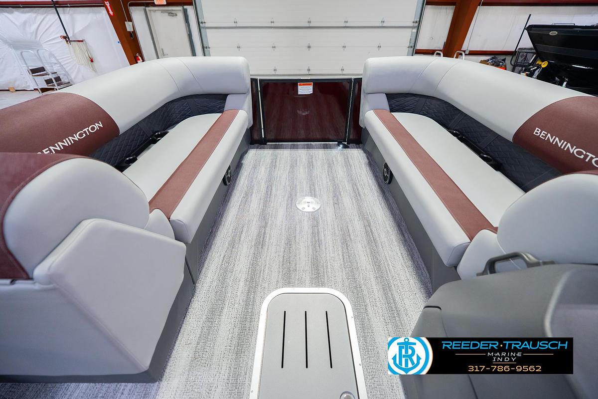 2027 Bennington 21 SSR