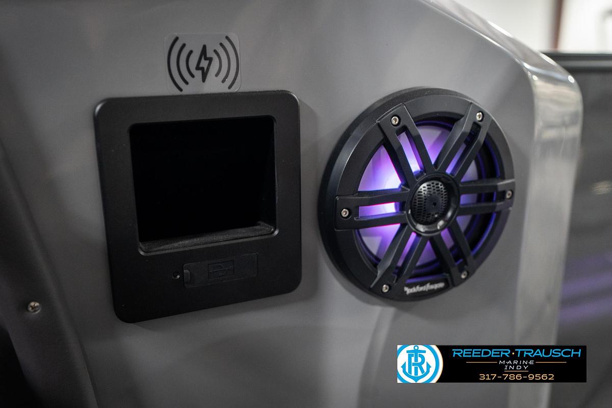 2025 Bennington 25 QSBW