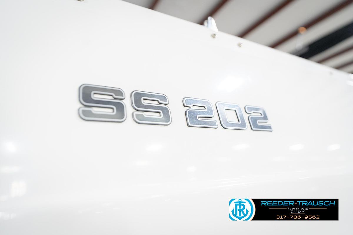 Used 2017 Hurricane SS 202
