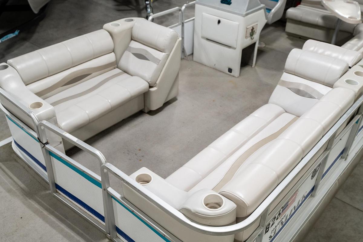 Used 1994 Harris Flote Boat