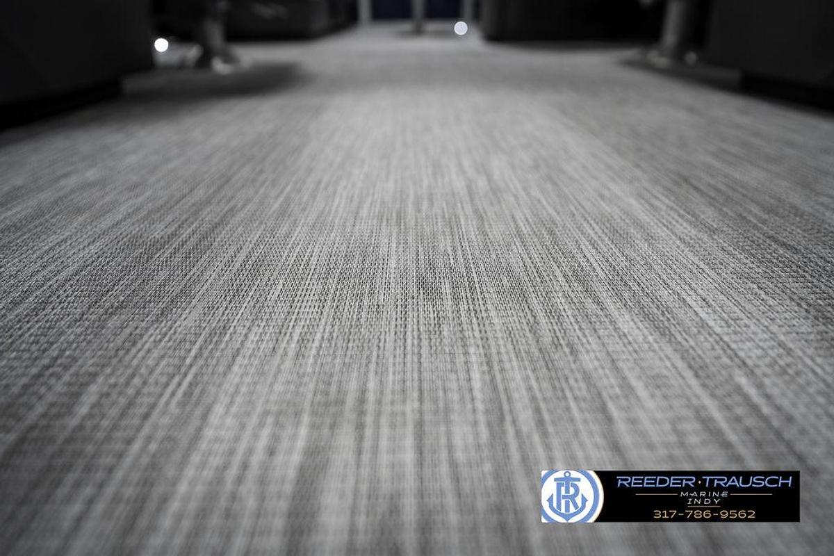 2025 Bennington 22 SSR