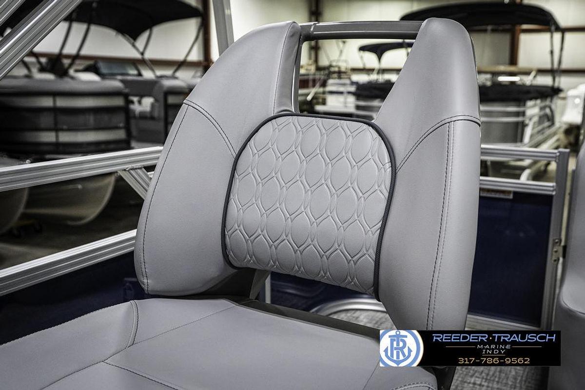 2025 Avalon 1785 Venture CRB