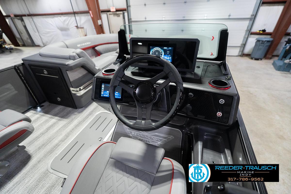 2026 Bennington 22 MFB