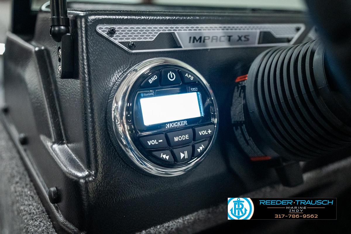 2025 Lund 2075 Impact XS