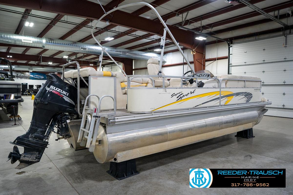 Used 2005 Bennington 2050 RL