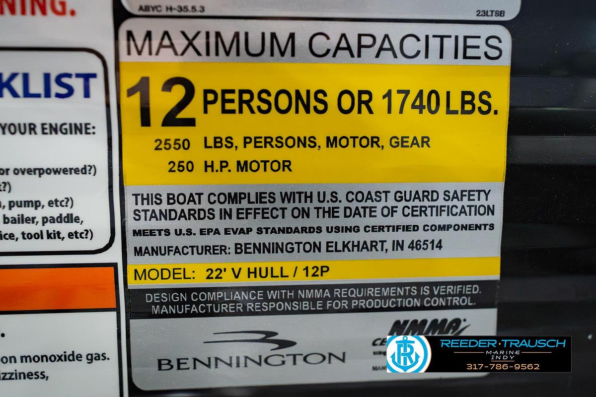 Used 2022 Bennington 23 LTSB