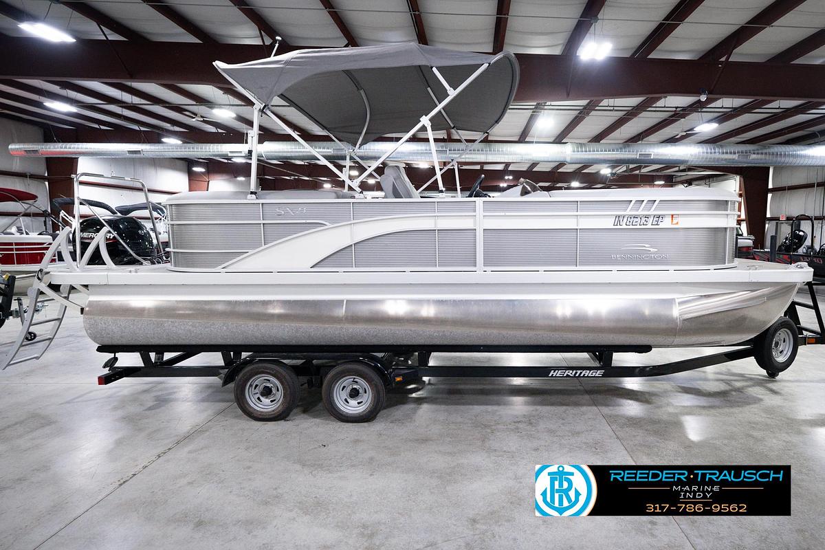 Used 2023 Bennington 23 SXSR
