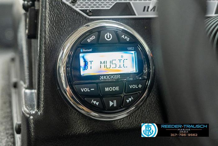 2025 Lund 1775 Impact XS