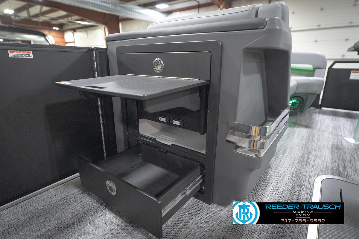 2026 Bennington 24 MFB