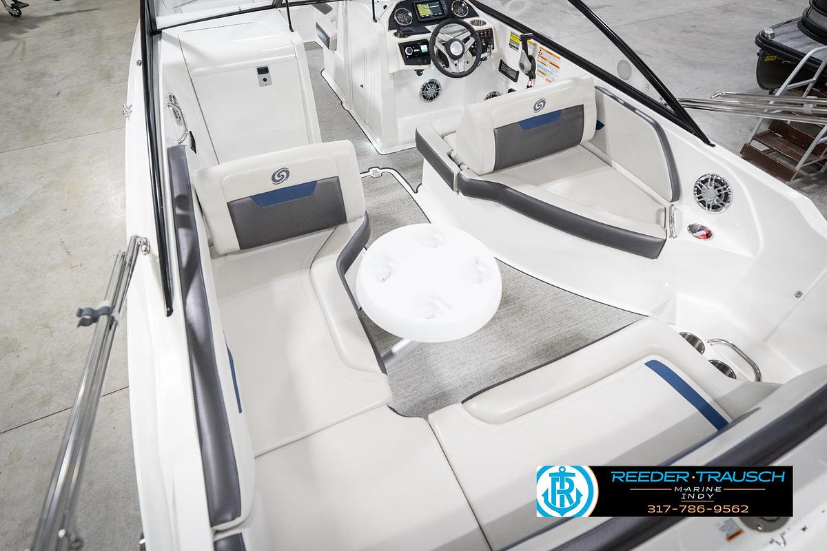 Used 2022 Hurricane 235RD