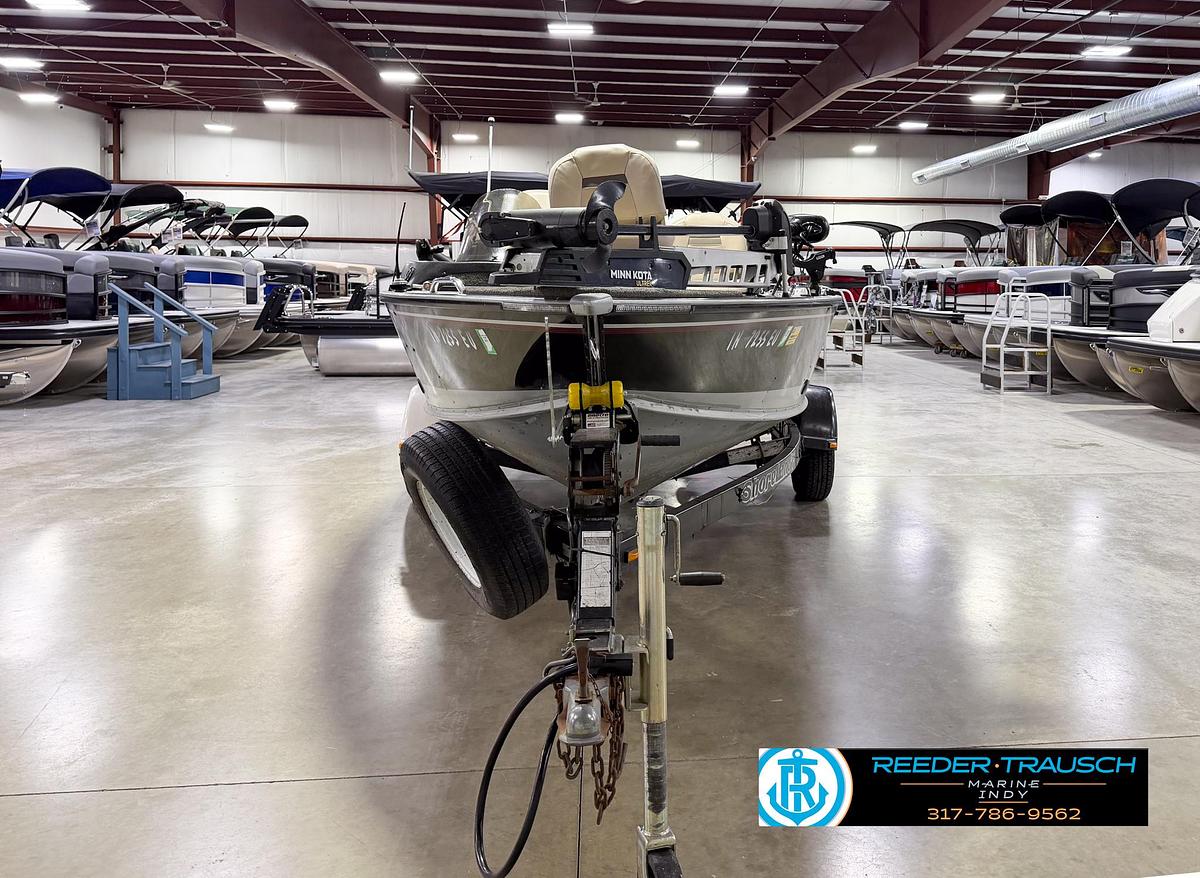 Used 1999 Lund Mr. Pike 17