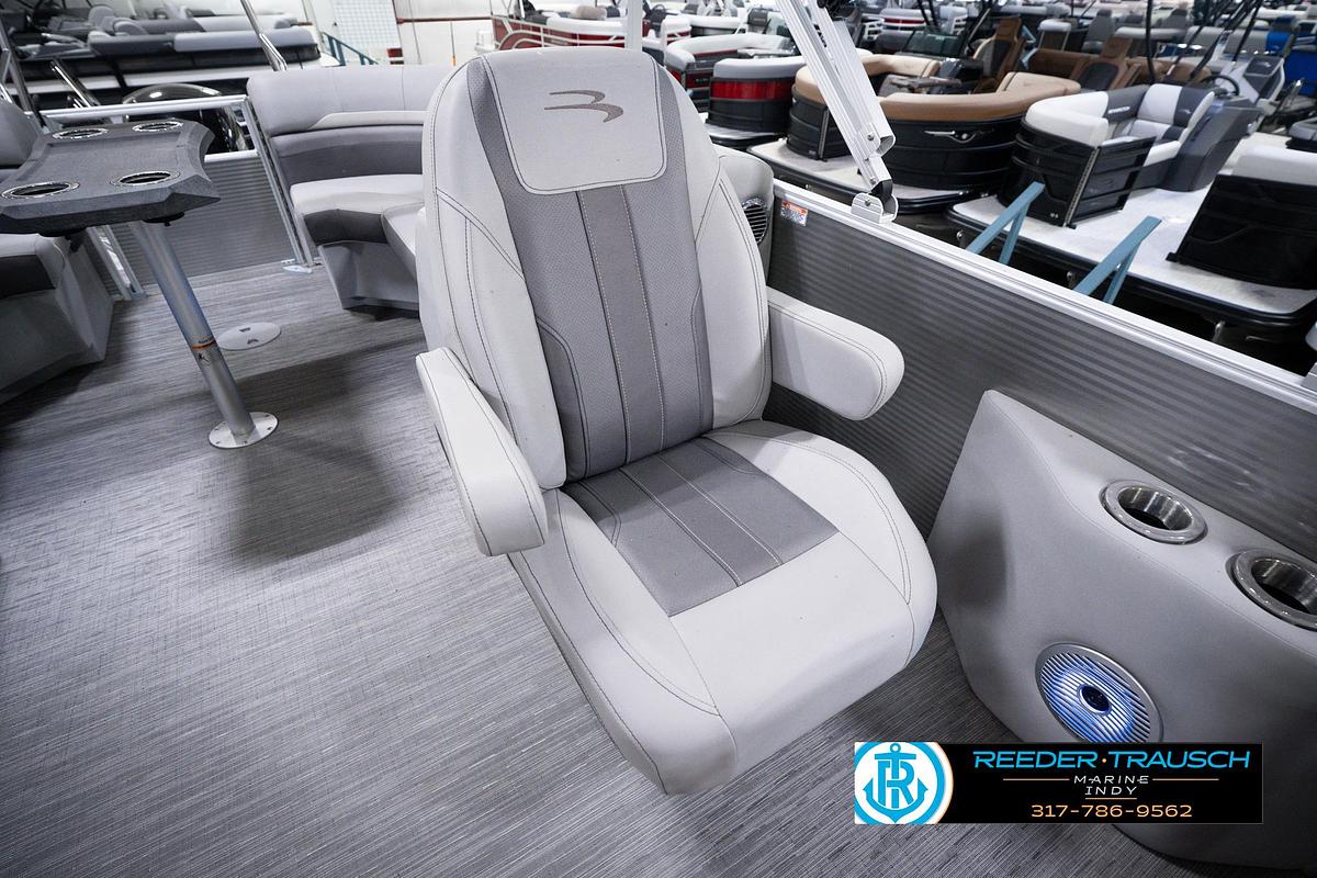 Used 2023 Bennington 23 SXSR