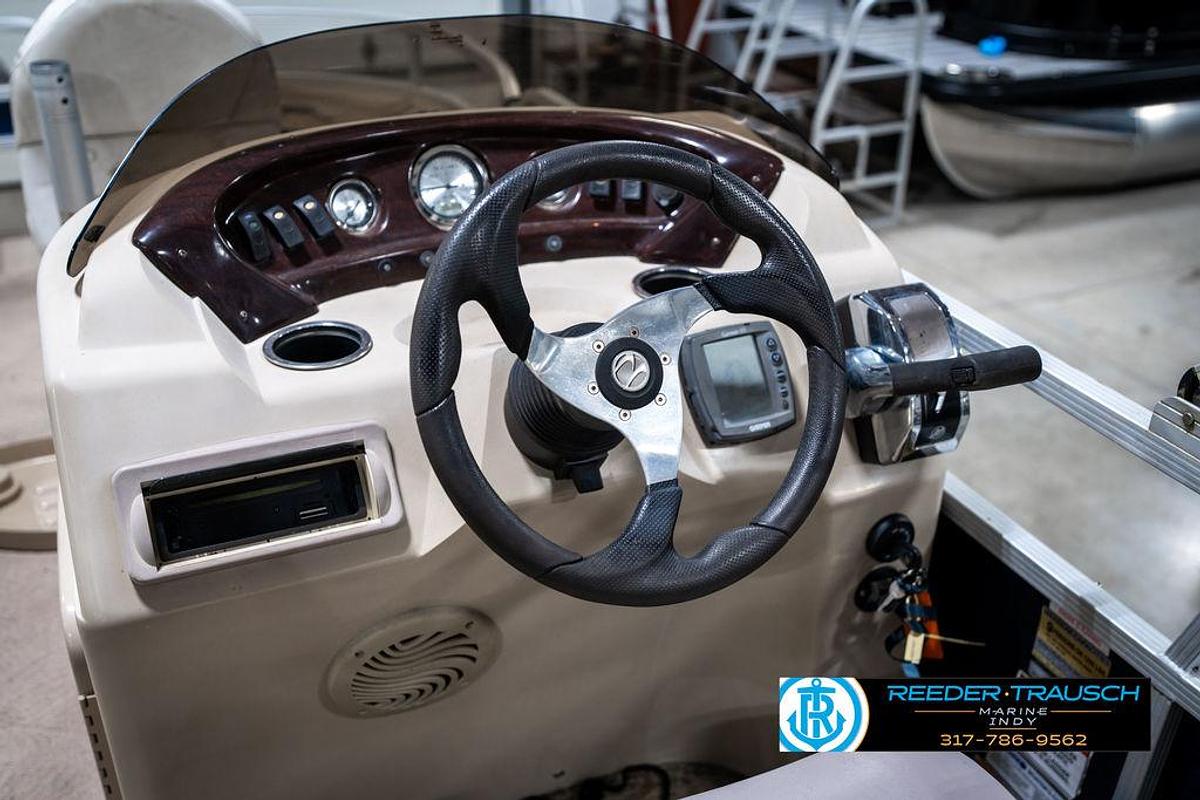 Used 2011 Bennington 20 SFI