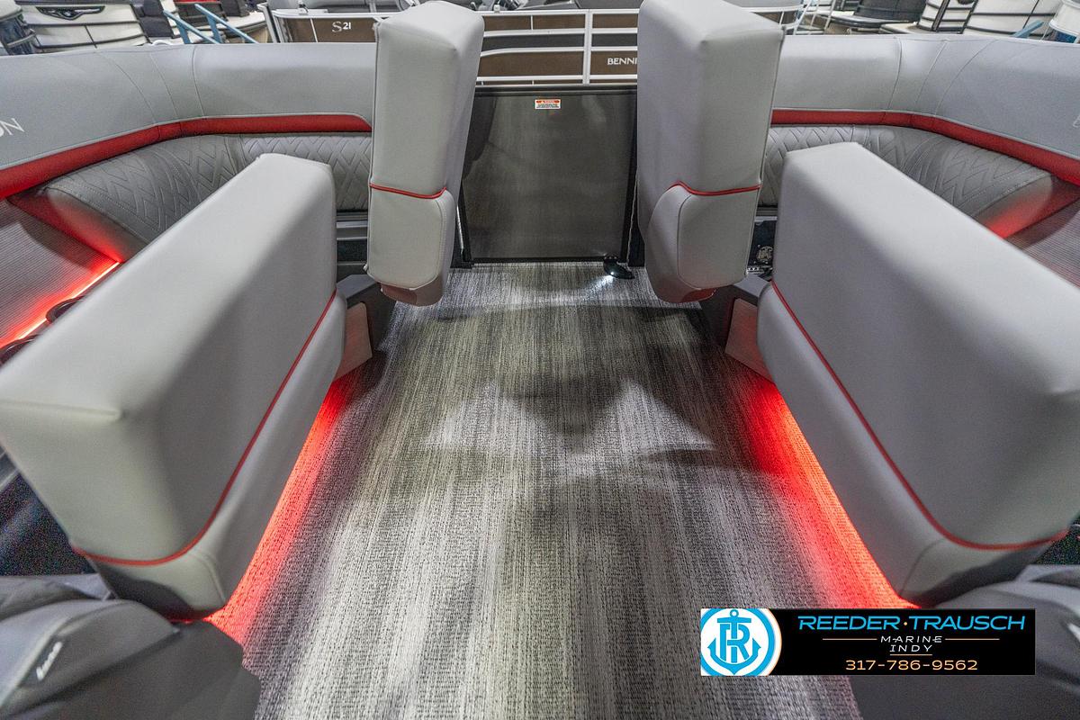 2026 Bennington 22 MFB