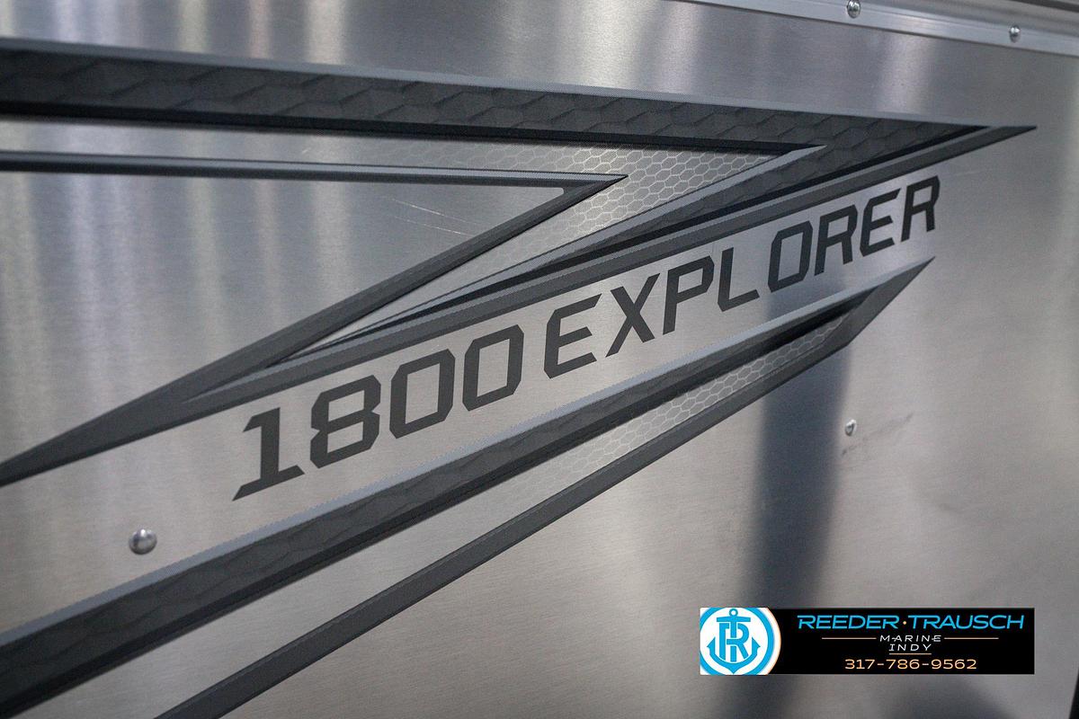 2026 Lund 1800 Explorer Side