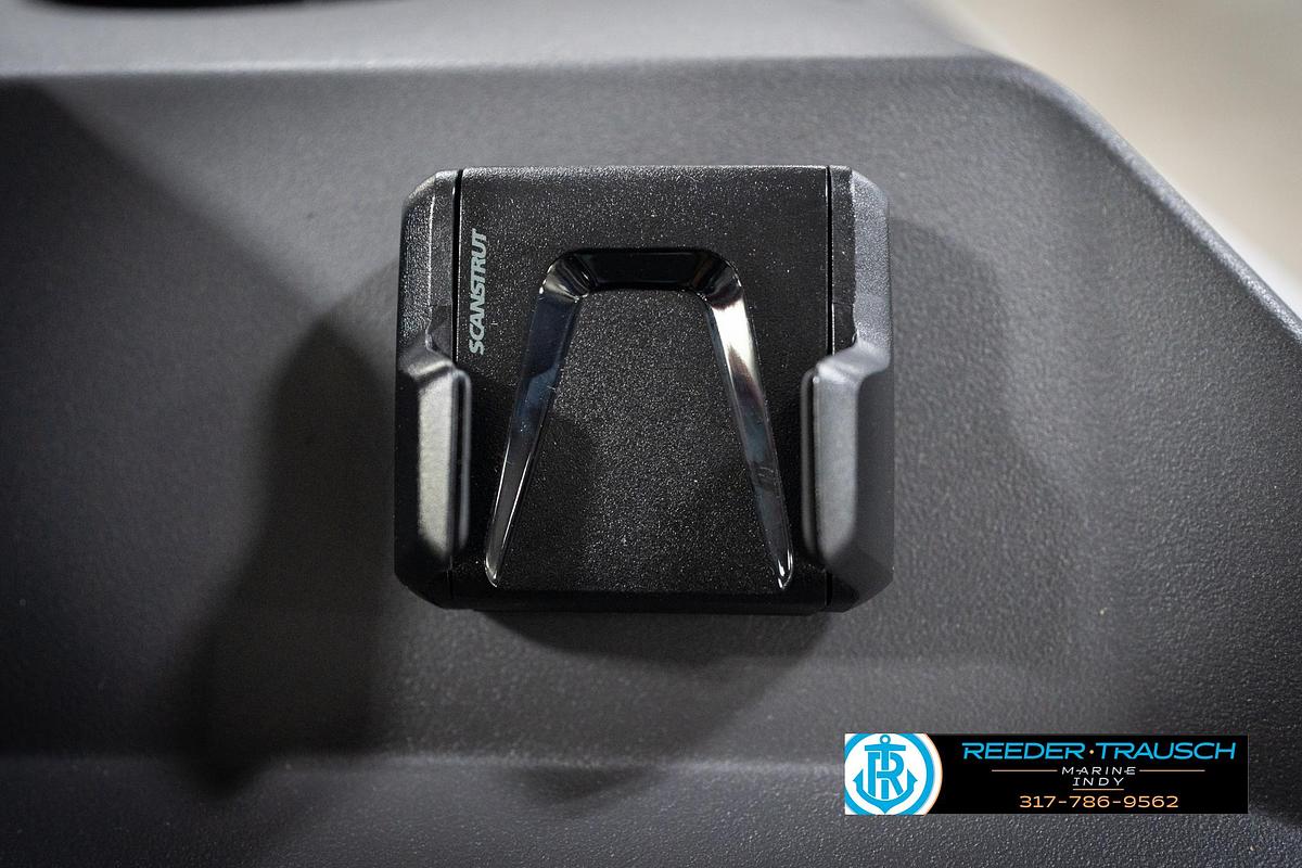 2026 Bennington 168 SLJ